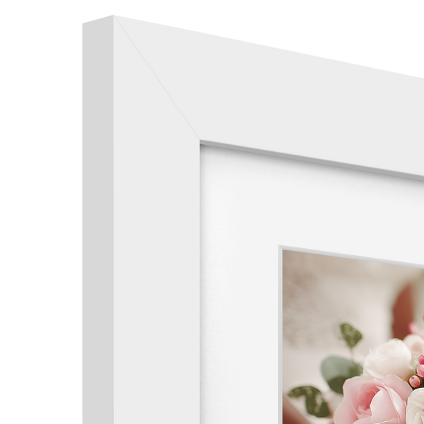 Lennon Wide corner view